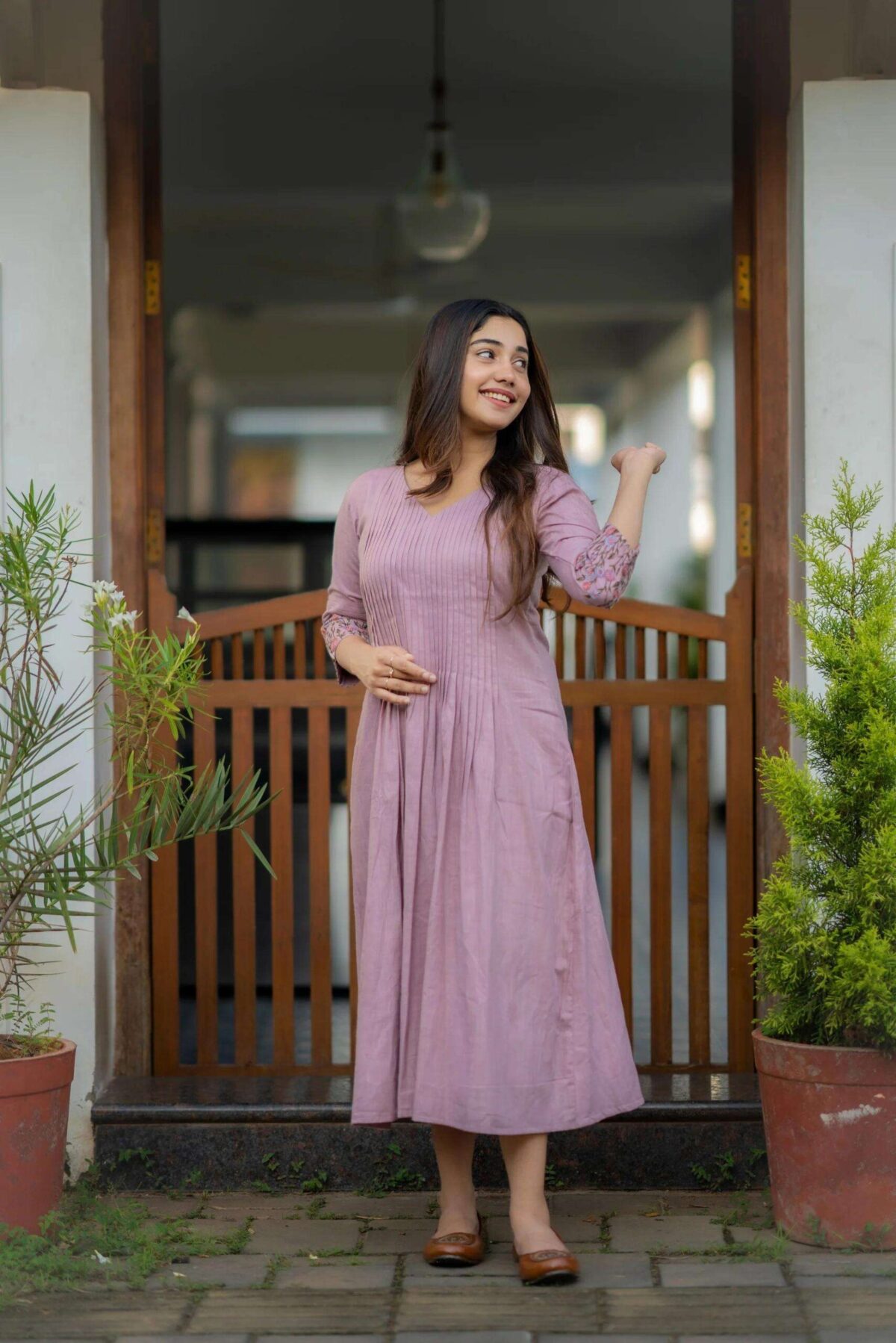 Radiate Elegance – Women's Chic Embroidered Kurta Pant Set (XXL) - Image 3